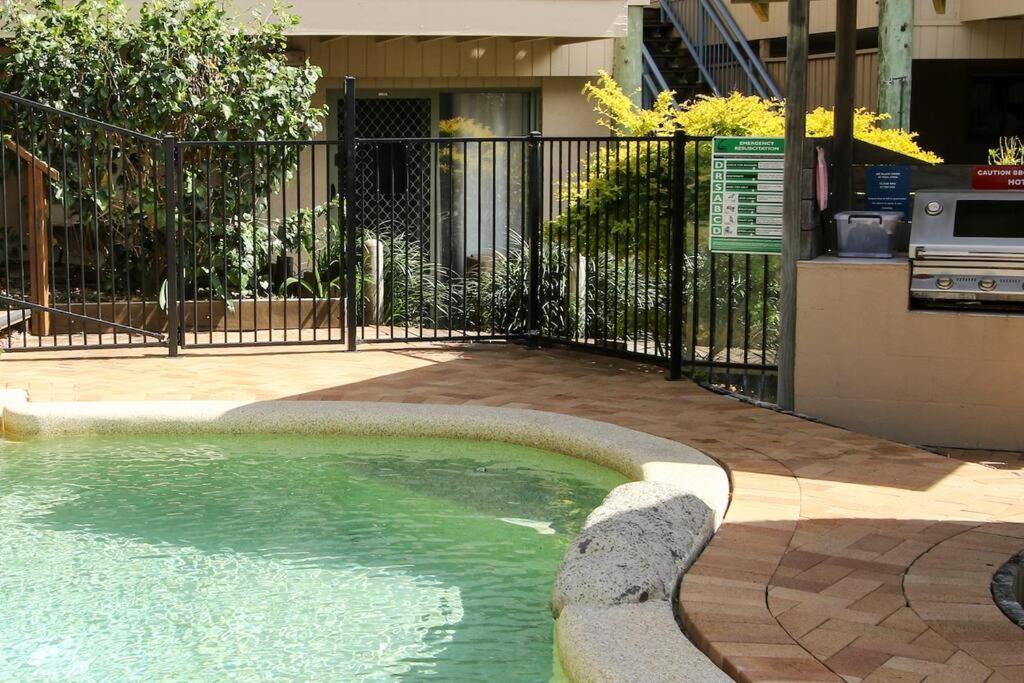 Gorgeous Studio + 100M To Beach + Pool Пойнт-Лукаут Экстерьер фото